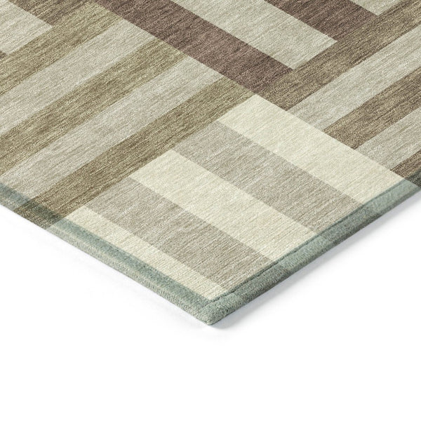 HomeRoots 8' Round Geometric Area Rug in Brown, Beige, and Ivory – Durable, Washable, Indoor/Outdoor Style! 659756