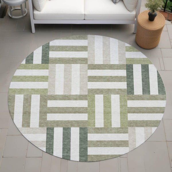 HomeRoots 8' Sage Ivory Taupe Round Geometric Area Rug - Durable, Washable Design for Indoor & Outdoor Spaces 659792