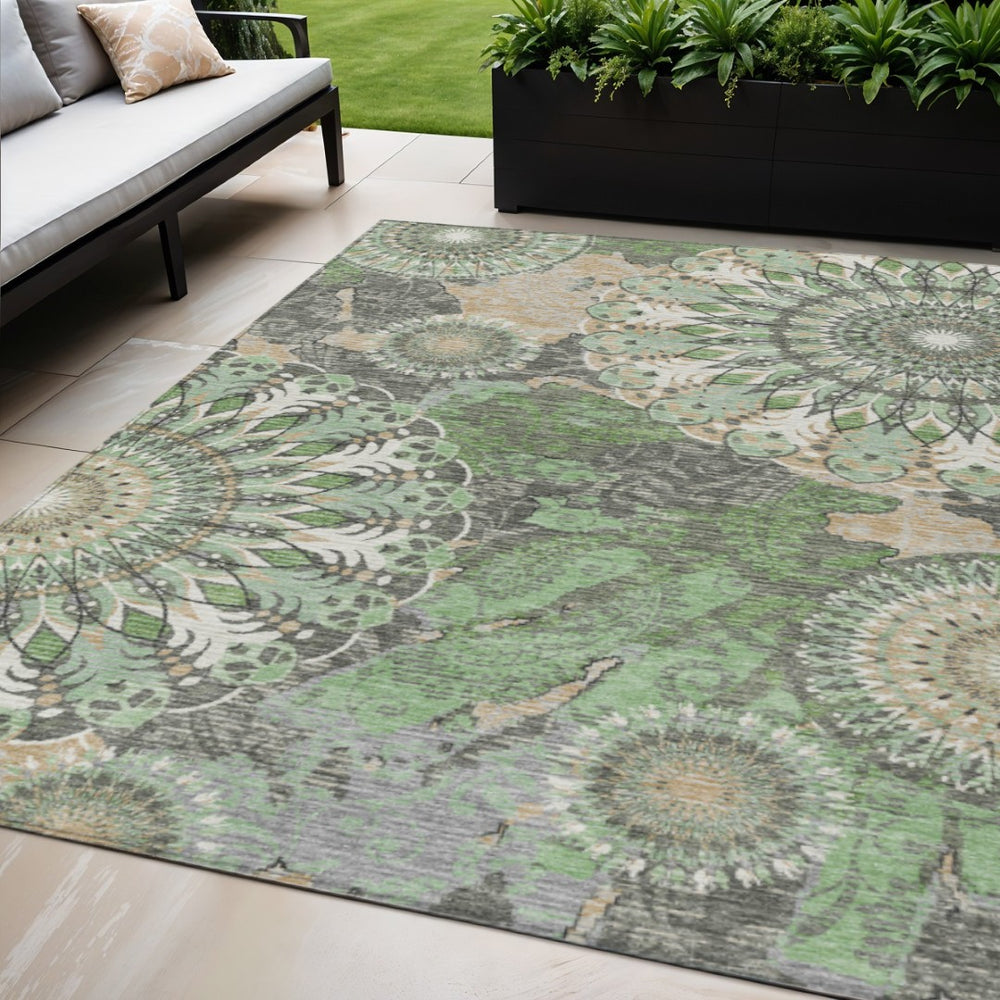 HomeRoots 5' X 8' Elegant Green, Ivory & Gold Paisley Indoor/Outdoor Area Rug - Washable & Durable Design 659923