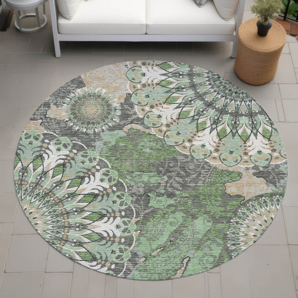 HomeRoots 8' Elegant Green, Ivory & Gold Round Paisley Washable Rug - Durable Indoor/Outdoor Style & Comfort 659924