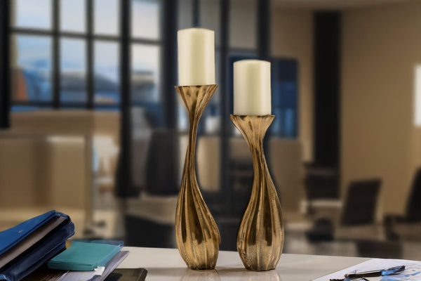 HomeRoots Set of Two Antiqued Gold Aluminum Candle Holders – Elegant Wavy Design for Chic Home Decor & Gifts 659940