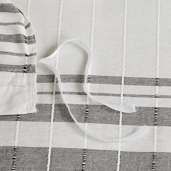 English Elm 5 Piece Cotton Jacquard Duvet Set - Elegant White & Charcoal King/Cal King For Cozy Farmhouse Style B035129124