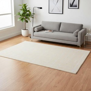 HomeRoots 5' Cream and White Striped Area Rug - Soft, Stylish, and Stain-Resistant for Modern Homes and Families 5' X 8' 660007