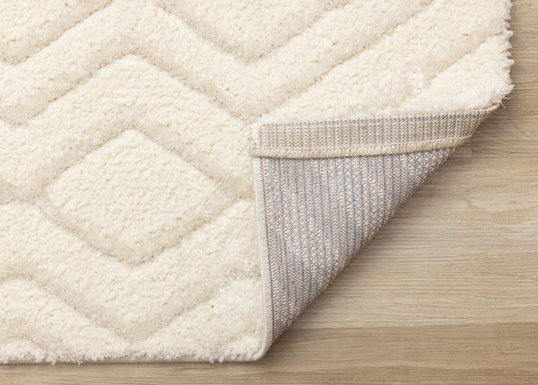 HomeRoots 5' Cream Area Rug - Luxurious Softness, Durable & Stain-Resistant for Elegant Home Décor & Comfort 5' X 8' 660012