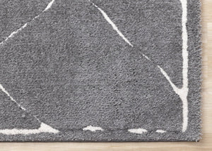 HomeRoots 5' Soft White Area Rug - Durable, Stain-Resistant, Modern Design for Cozy Living Spaces and Homes 8' X 11' 660018