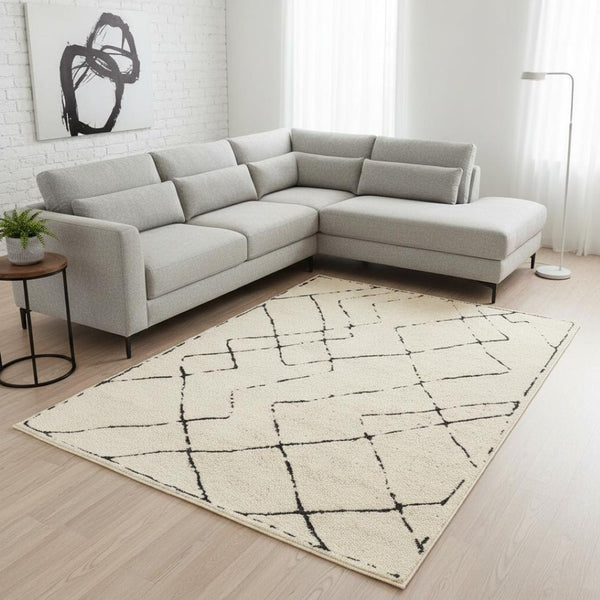 HomeRoots 5' Cream Area Rug - Soft, Durable and Stylish Designer Floor Covering for Modern Living Spaces 8' X 11' 660020