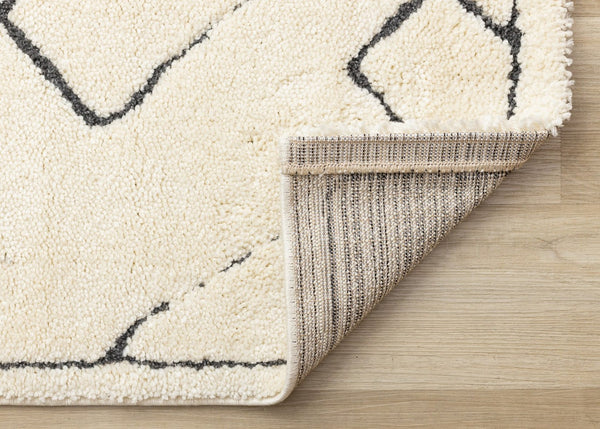 HomeRoots 5' Cream Area Rug - Soft, Durable and Stylish Designer Floor Covering for Modern Living Spaces 8' X 11' 660020