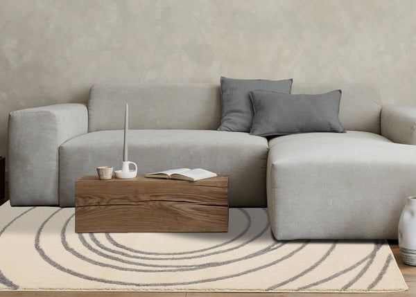 HomeRoots 5' Cream and Gray Abstract Area Rug - Modern Design, Soft High-Pile, Stain-Resistant for Any Space 8' X 11' 660022