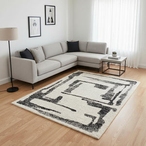 HomeRoots 5' Contemporary Beige and Black Abstract Area Rug – Plush, Durable, Perfect for Modern Homes 8' X 11' 660032