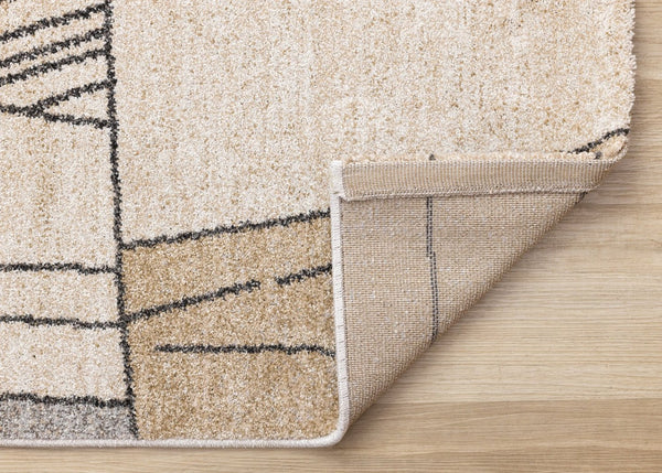 HomeRoots 5' Modern White and Black Geometric Area Rug - Durable, Stain-Resistant, Cozy Comfort for Any Room 5' X 8' 660046
