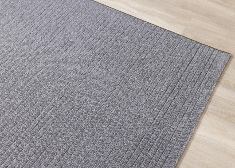 Gray Polypropylene Polyester Area Rug Stain Resistant Machine Woven for Living Dining Rooms