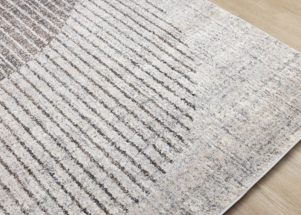 HomeRoots 8' Modern Gray and White Geometric Area Rug – Durable, Stain-Resistant Design for High-Traffic Spaces 8' X 11' 660068