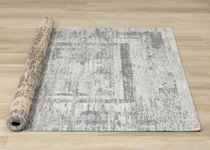 HomeRoots 5' Modern Geometric Area Rug in Gray and Charcoal – Stylish, Durable, and Stain-Resistant Design for Homes 5' X 8' 660078