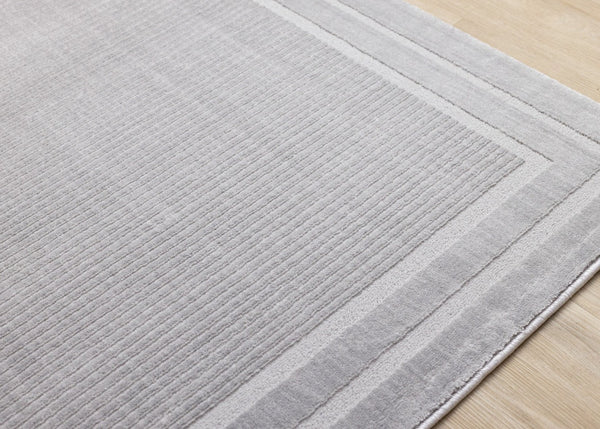 HomeRoots 5' Gray Geometric Area Rug - Modern Design, Soft Polyester, Stain-Resistant, Perfect for Any Room 5' X 8' 660082