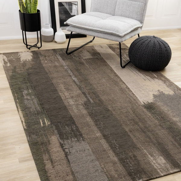 HomeRoots 5' Modern Brown and Black Abstract Area Rug - Durable, Stain-Resistant, Perfect for High-Traffic Areas 5' X 8' 660086