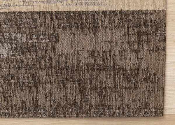 HomeRoots 5' Modern Brown and Black Abstract Area Rug - Durable, Stain-Resistant, Perfect for High-Traffic Areas 5' X 8' 660086