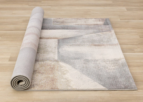 HomeRoots 5' Abstract Area Rug in Gray, Beige & Brown – Durable, Stain-Resistant Design for Modern Homes 5' X 8' 660099