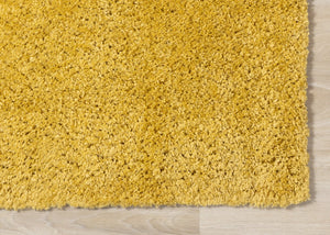 HomeRoots 4' Vibrant Yellow Area Rug - Modern Design for High-Traffic Areas, Soft & Stain-Resistant Comfort 4' X 6' 660135
