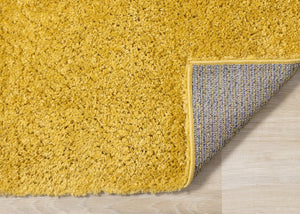 HomeRoots 4' Vibrant Yellow Area Rug - Modern Design for High-Traffic Areas, Soft & Stain-Resistant Comfort 4' X 6' 660135