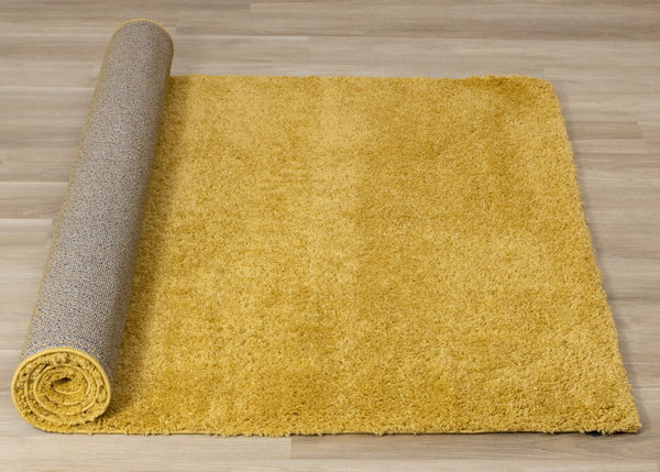 HomeRoots 4' Vibrant Yellow Area Rug - Modern Design for High-Traffic Areas, Soft & Stain-Resistant Comfort 7' X 10' 660137