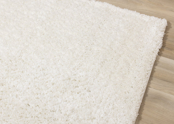 HomeRoots 8' Plush Cream Area Rug - Cozy Elegance for Living Rooms, Bedrooms & High-Traffic Spaces 8' X 11' 660142