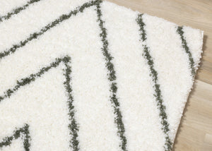 HomeRoots 5' Modern Cream and Green Geometric Area Rug - Durable, Stylish, and Family-Friendly Floor Covering 5' X 8' 660178