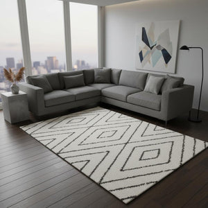 HomeRoots 8' Cream and Green Geometric Area Rug – Modern Design with Stain Resistance for Homes with Kids & Pets 8' X 11' 660179