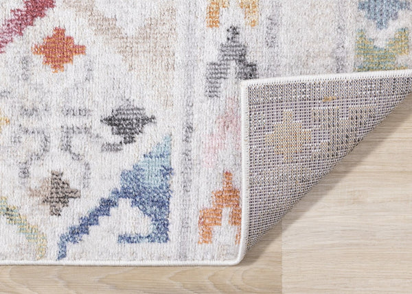 HomeRoots 5' Modern Tribal Area Rug in Cream, Blue & Green - Durable, Stain-Resistant for Family Spaces 5' X 8' 660180
