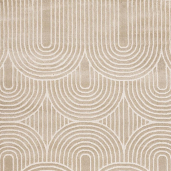 HomeRoots 5' Beige and Cream Geometric Area Rug - Stylish, Durable Design for Modern Living Spaces and Decor 5' X 8' 660221