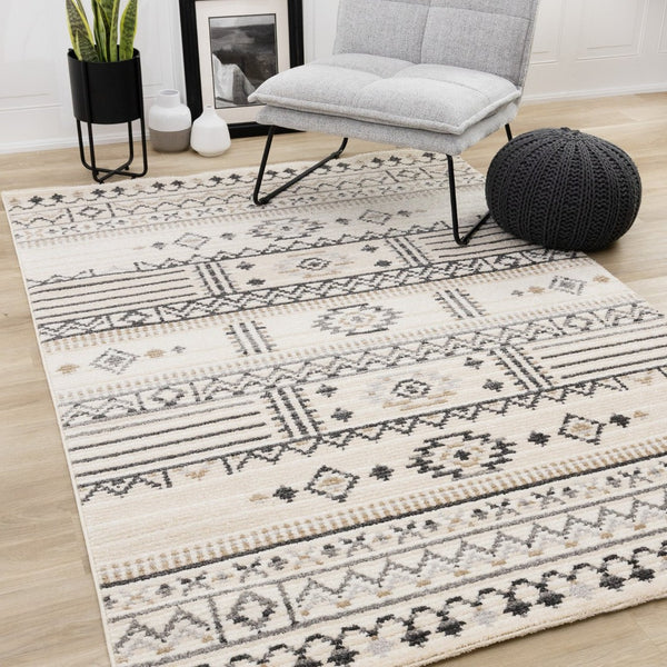 HomeRoots 5' Cream and Black Tribal Area Rug – Durable, Stylish Design for Family Rooms and Play Areas 5' X 8' 660257