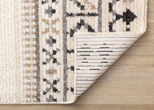 HomeRoots 5' Cream and Black Tribal Area Rug – Durable, Stylish Design for Family Rooms and Play Areas 5' X 8' 660257