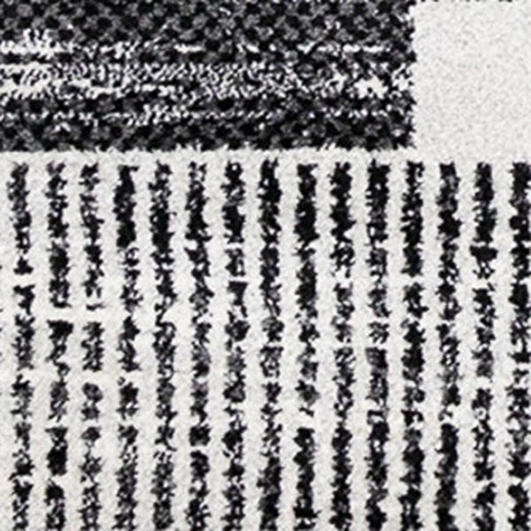 HomeRoots 5' Striped Area Rug in White and Gray - Stylish, Durable, Stain-Resistant Design for Any Room 5' X 8' 660281
