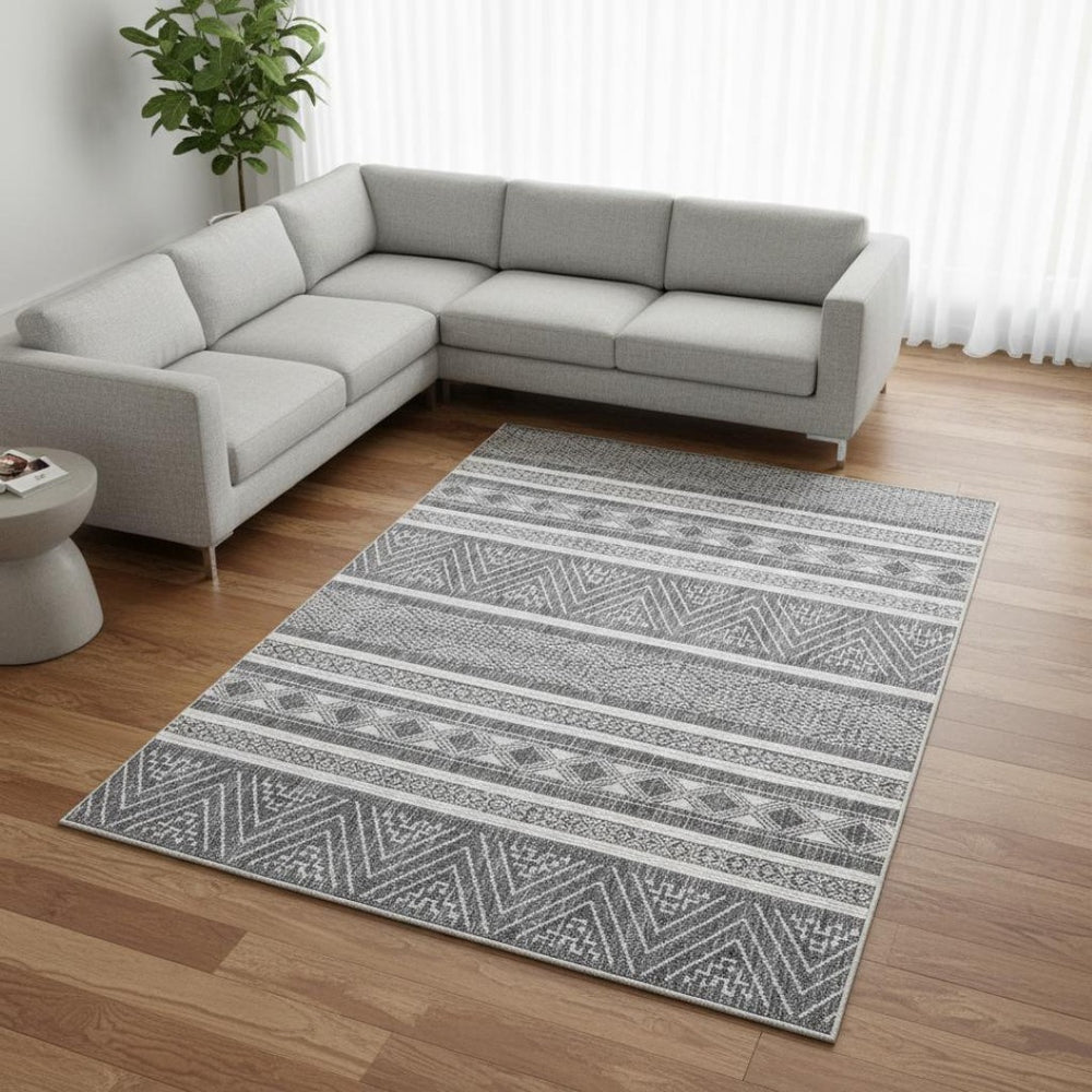 HomeRoots 7' Gray And White Tribal Area Rug - Stylish, Durable, Easy-Care Design for Modern Living Spaces 660285