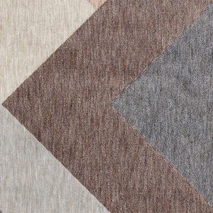 HomeRoots 5' Modern Geometric Area Rug in Gray, Brown, and Beige - Durable, Stain-Resistant, Stylish Design 5' X 8' 660286