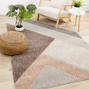 HomeRoots 5' Modern Geometric Area Rug in Gray, Brown, and Beige - Durable, Stain-Resistant, Stylish Design 5' X 8' 660286