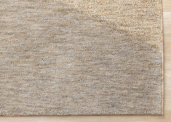 HomeRoots 5' Modern Geometric Area Rug in Beige, Gray, and Brown - Stylish, Durable, and Easy Care for Homes 5' X 8' 660288