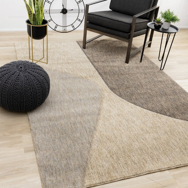 HomeRoots 5' Modern Geometric Area Rug in Beige, Gray, and Brown - Stylish, Durable, and Easy Care for Homes 8' X 11' 660289