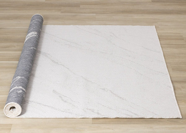 HomeRoots 5' Stylish Cream and Gray Abstract Area Rug - Perfect for Modern Living Spaces and Easy Care 5' X 8' 660290
