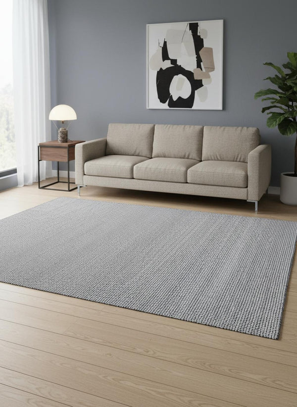 HomeRoots 5' Cream and Gray Abstract Hand-Woven Area Rug for Modern Elegance in Living Spaces and Homes 5' X 8' 660300