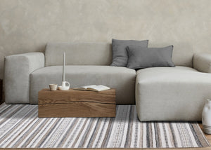 HomeRoots 5' Hand-Woven Cream Beige and Gray Striped Area Rug - Stylish, Durable, and Perfect for Any Room 5' X 8' 660302