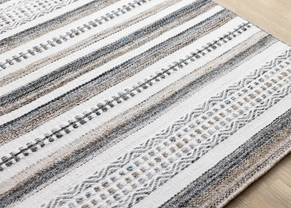 HomeRoots 5' Hand-Woven Cream Beige and Gray Striped Area Rug - Stylish, Durable, and Perfect for Any Room 5' X 8' 660302