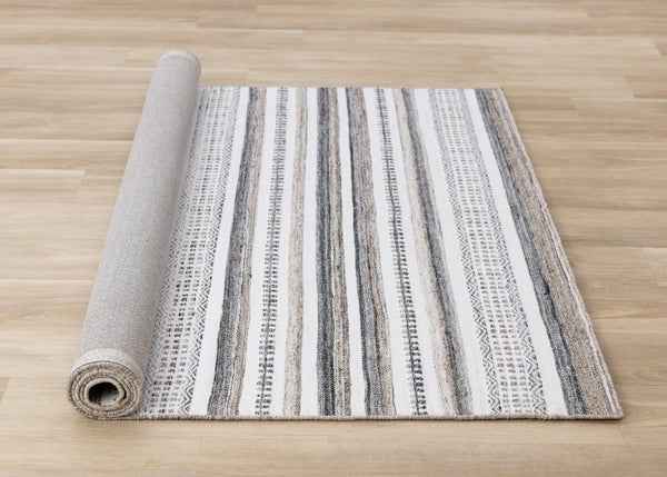 HomeRoots 5' Hand-Woven Cream Beige and Gray Striped Area Rug - Stylish, Durable, and Perfect for Any Room 8' X 11' 660303