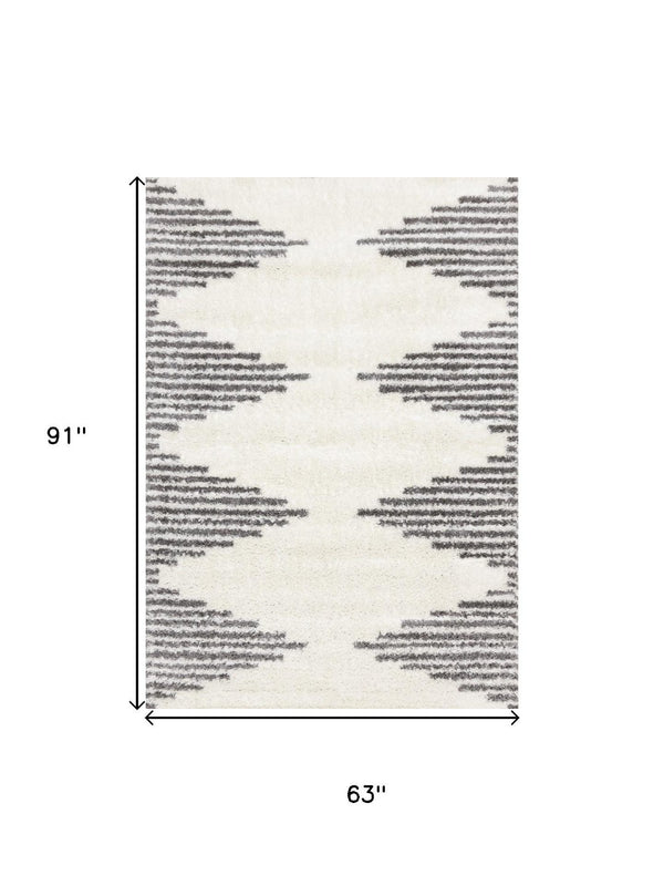 HomeRoots 5' Cream and Gray Geometric Area Rug - Modern Style, Durable, Stain-Resistant for High-Traffic Spaces 5' X 8' 660327