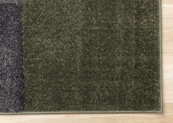 HomeRoots 5' Modern Geometric Area Rug in Green, Black, and Ivory - Stain Resistant and Easy to Clean Design 8' X 11' 660334