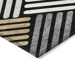 HomeRoots 8' Round Geometric Area Rug in Black, Beige & Ivory - Washable for Indoor/Outdoor Versatility! 660387