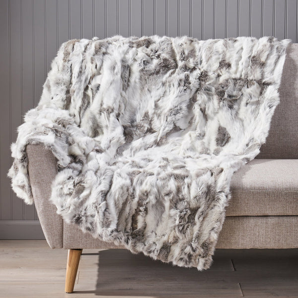 English Elm Christopher Knight Home® - THROW Faux Fur Grey Cozy Throw Blanket for Winter Nights — Ultra-Soft Breathable Texture, Stylish Warmth 66040.00