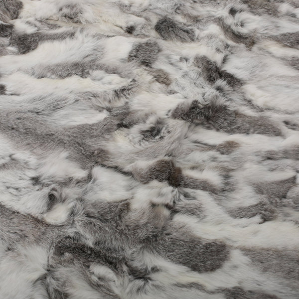 English Elm Christopher Knight Home® - THROW Faux Fur Grey Cozy Throw Blanket for Winter Nights — Ultra-Soft Breathable Texture, Stylish Warmth 66040.00