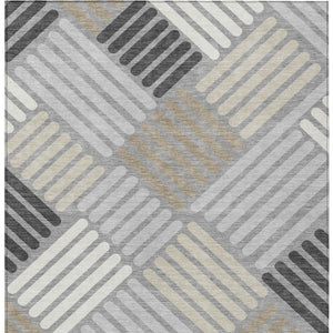 HomeRoots 5' Geometric Washable Area Rug in Gray, Ivory & Tan - Stylish, Durable for Indoor/Outdoor Use 660410