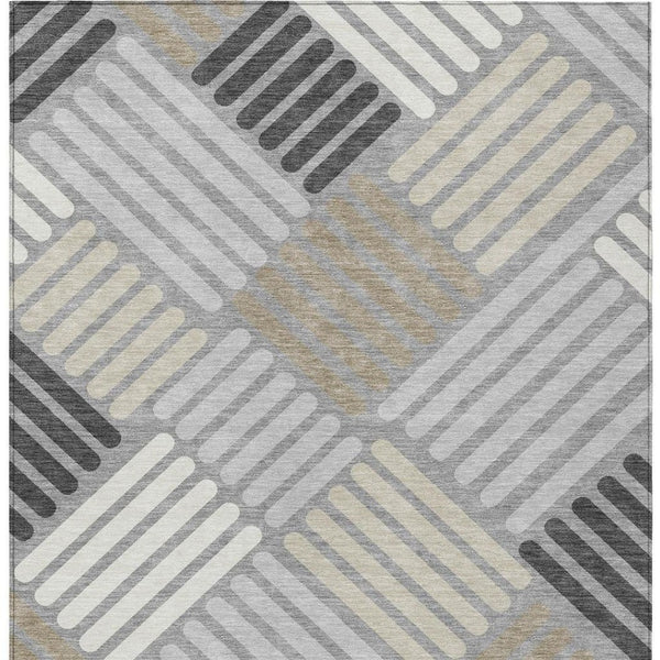 HomeRoots 5' Geometric Washable Area Rug in Gray, Ivory & Tan - Stylish, Durable for Indoor/Outdoor Use 660410