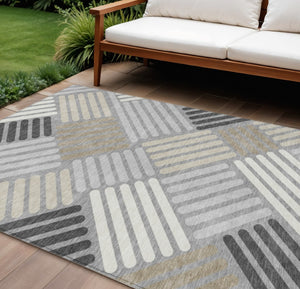 HomeRoots 8' X 10' Washable Gray Ivory Tan Geometric Area Rug for Indoor & Outdoor Use - Stylish & Durable! 660412